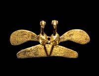 A Veraguas Gold Double-Avian Pendant