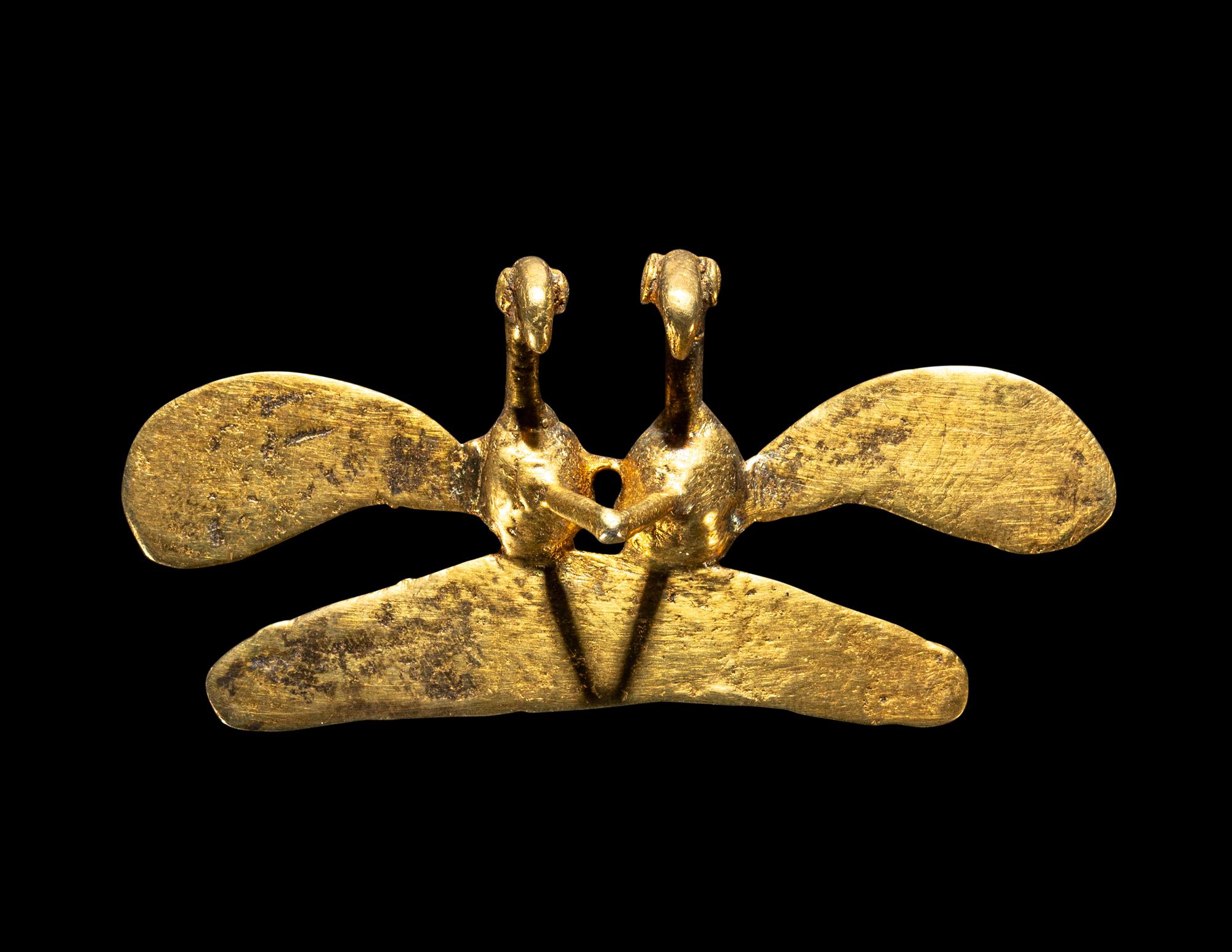 A Veraguas Gold Double-Avian Pendant