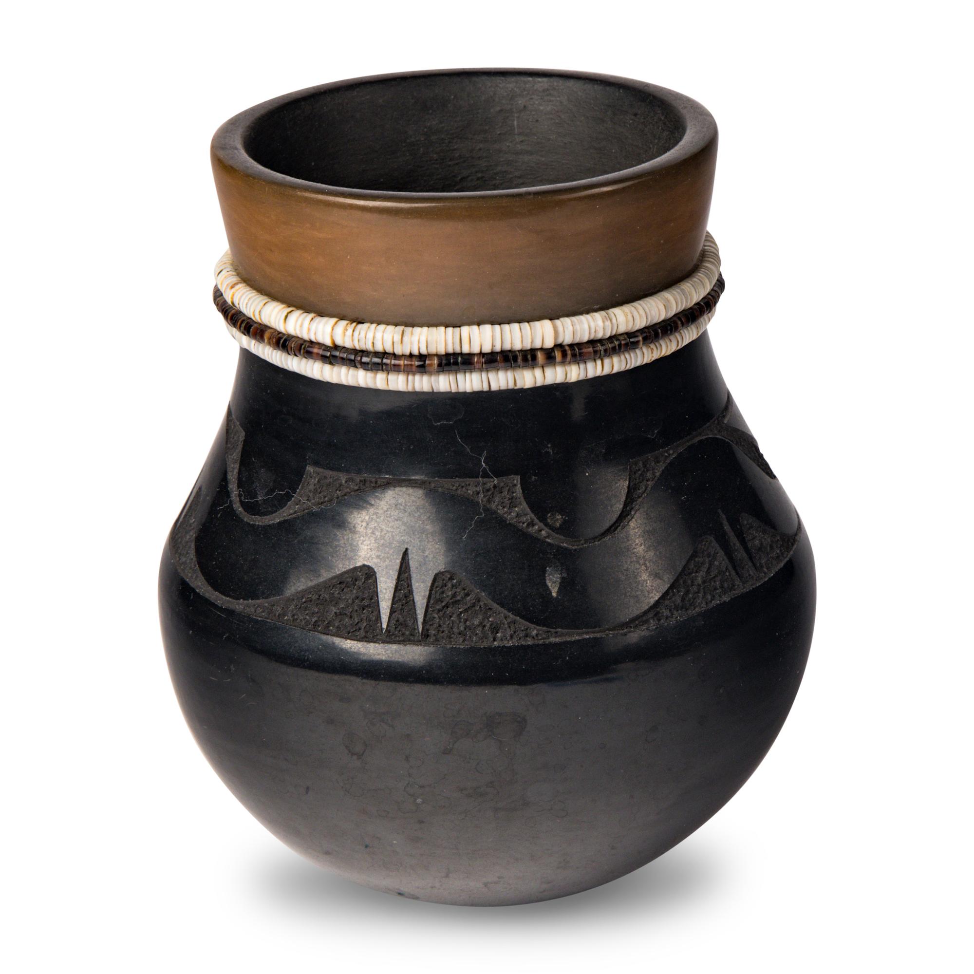 Tse-Pé Gonzales and Dora Tse-Pé (San Ildefonso, 1940-1999 / 1939-2022) — Black and Sienna Pottery Jar, with Heishi and Turquoise, 1976