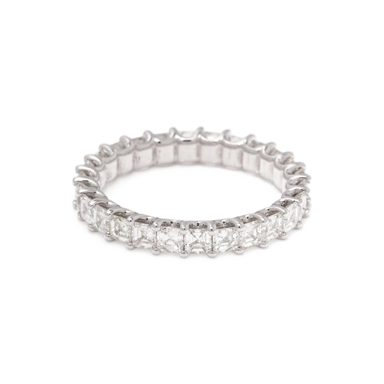 DIAMOND ETERNITY BAND