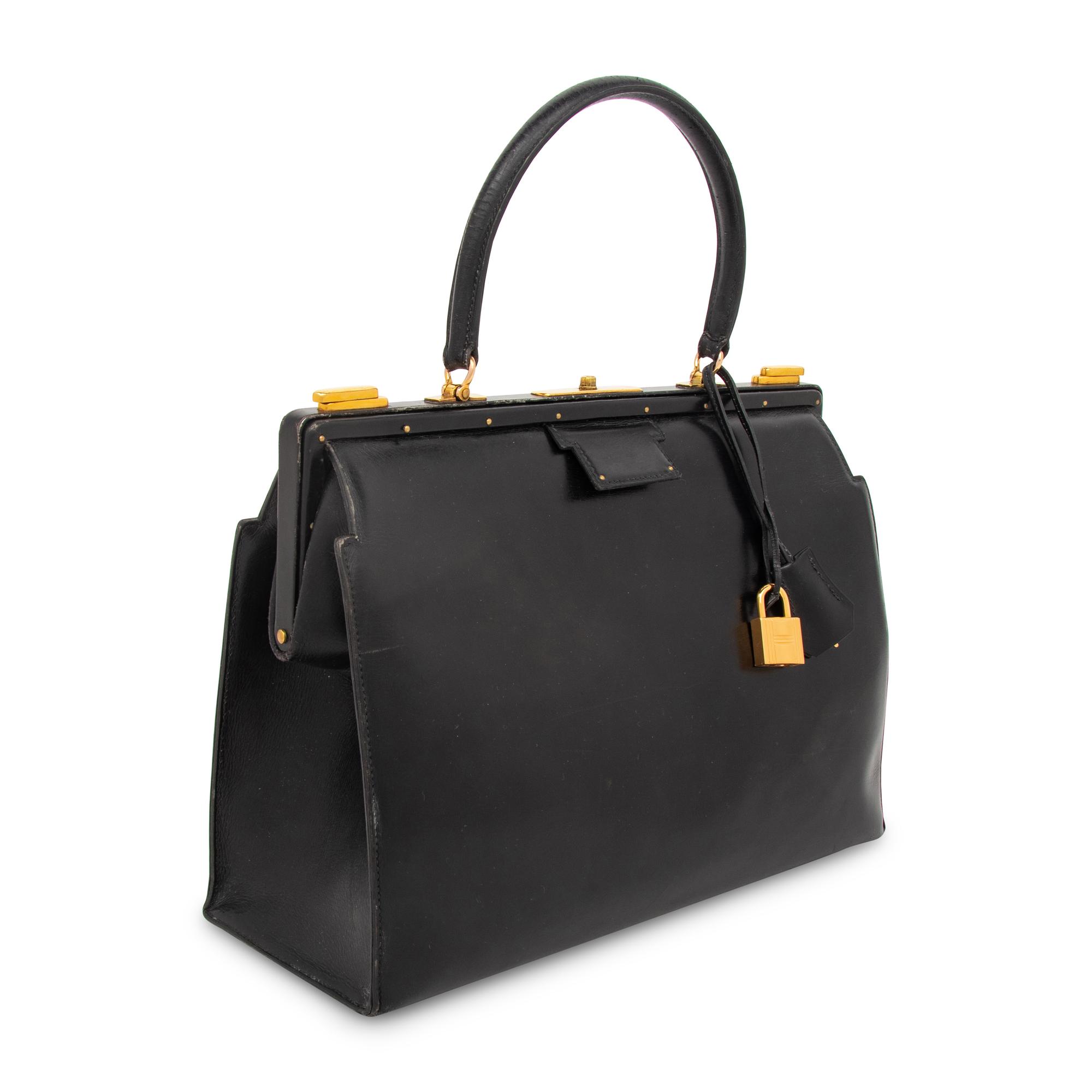 HERMÈS, SAC 404 HANDBAG IN NOIR BOX LEATHER