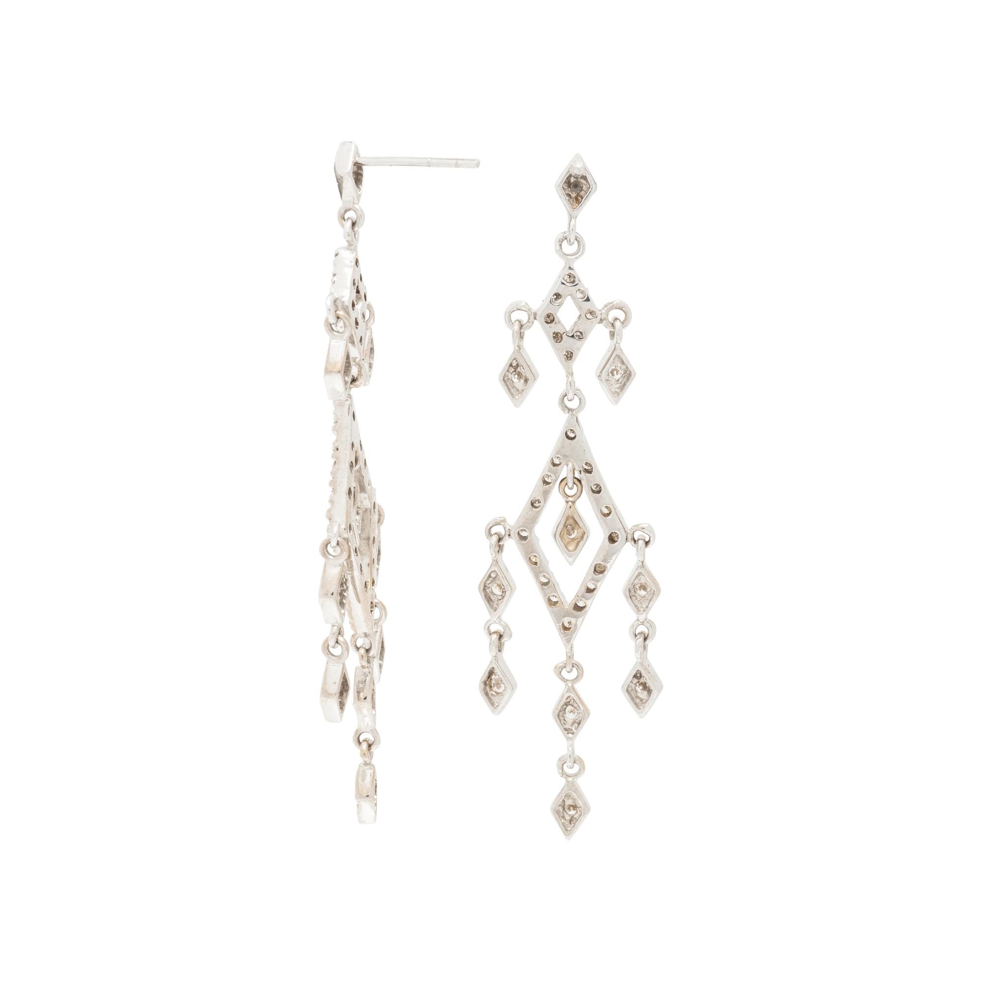WHITE GOLD AND DIAMOND NECKLACE AND EARRINGS