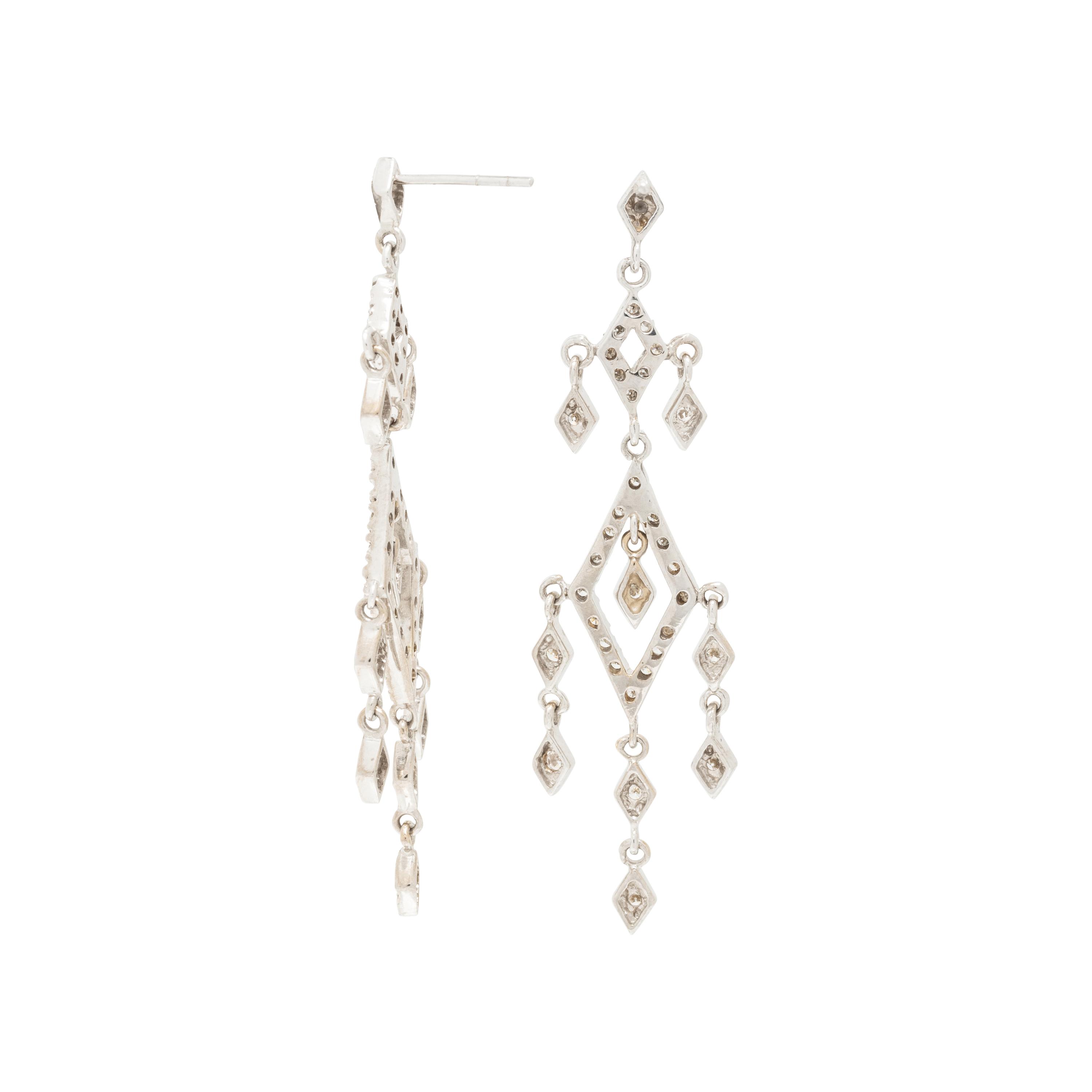 WHITE GOLD AND DIAMOND NECKLACE AND EARRINGS