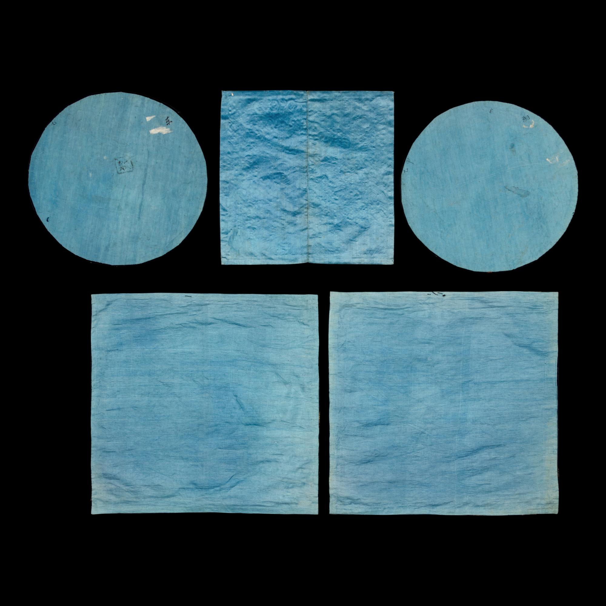 Five Chinese Embroidered Rank Badges and Roundels, 20th Century 近代 綉片及補子五幅
