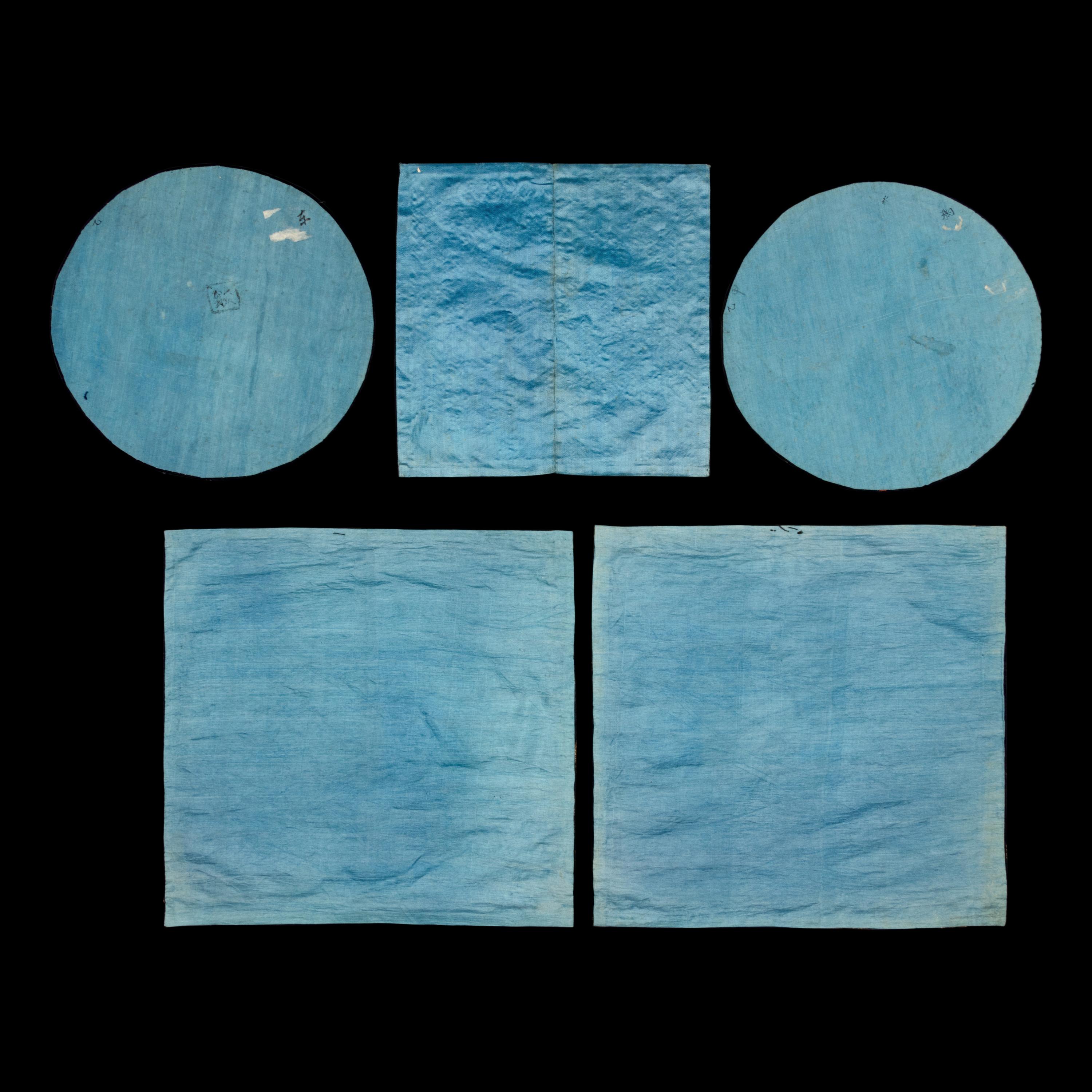 Five Chinese Embroidered Rank Badges and Roundels, 20th Century 近代 綉片及補子五幅