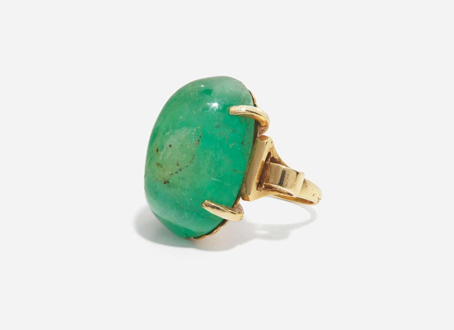 A Ladies 14K Yellow Gold and Emerald Ring