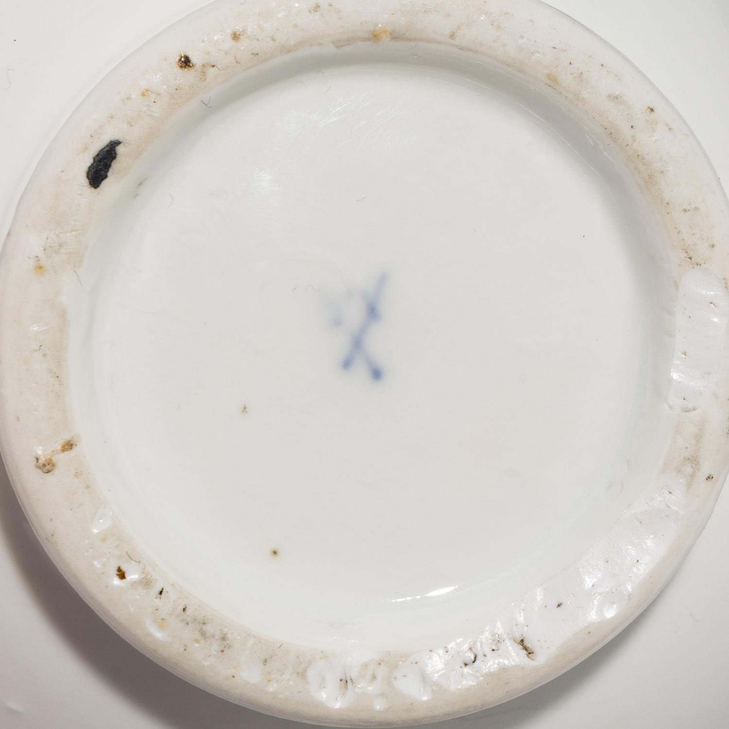 A Meissen Porcelain Chocolate Pot