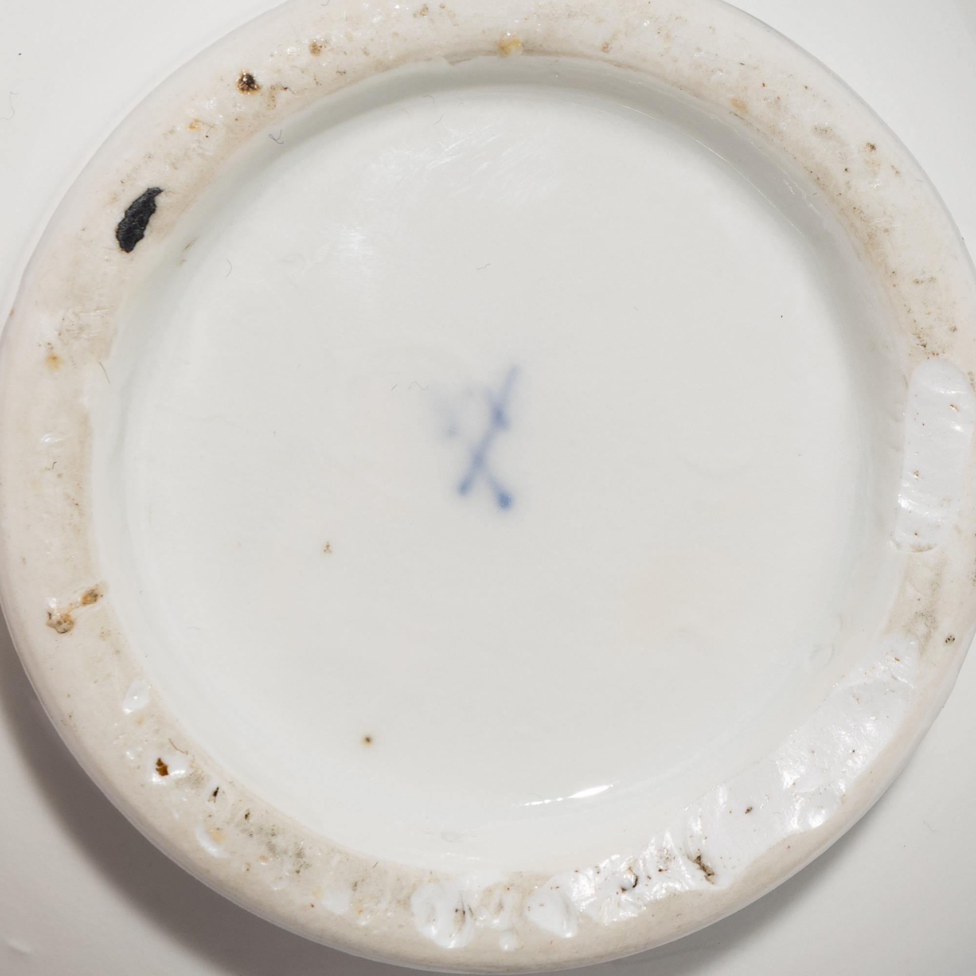 A Meissen Porcelain Chocolate Pot