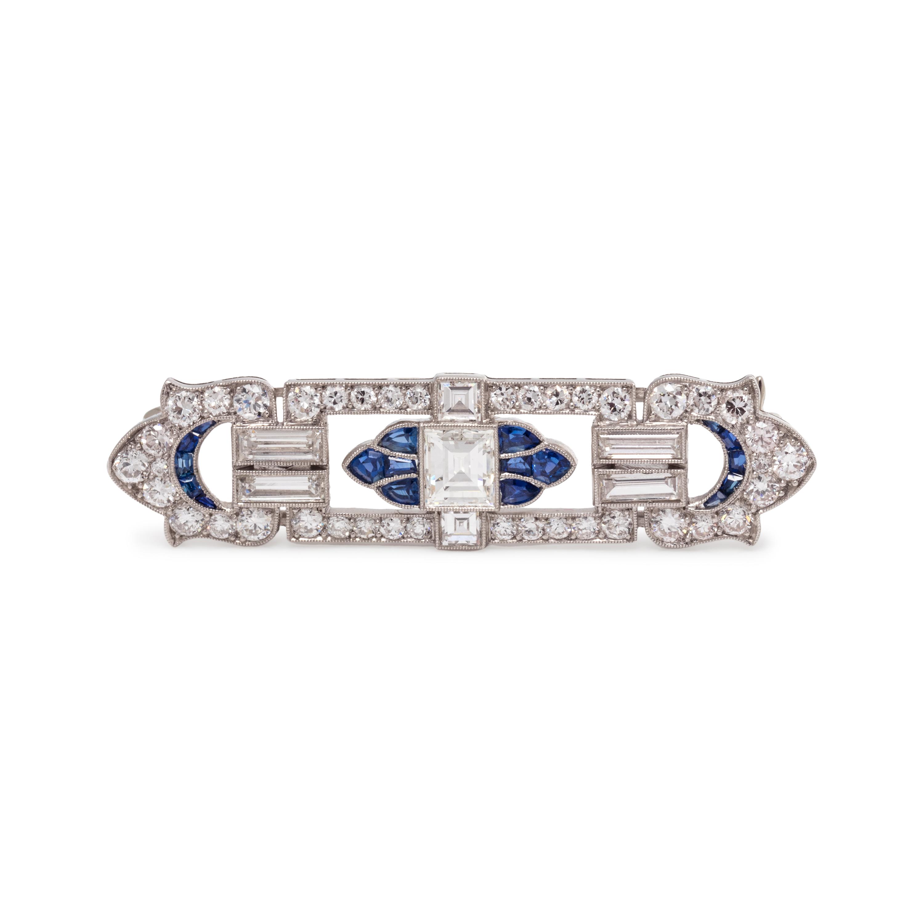 ART DECO, DIAMOND AND SAPPHIRE BROOCH