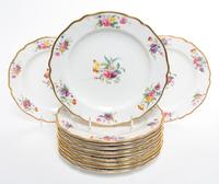 A Set of Twelve Spode Dinner Plates Diameter 10 1/8 inches. — 20TH CENTURY