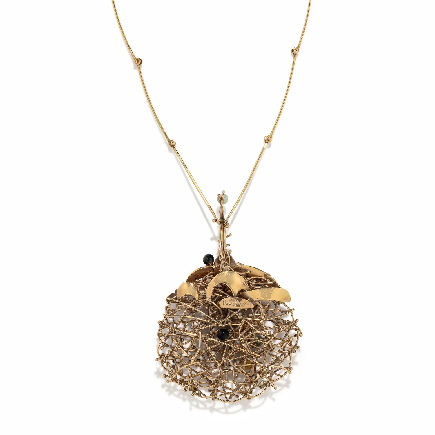 EARL PARDON, YELLOW GOLD AND HARDSTONE PENDANT NECKLACE