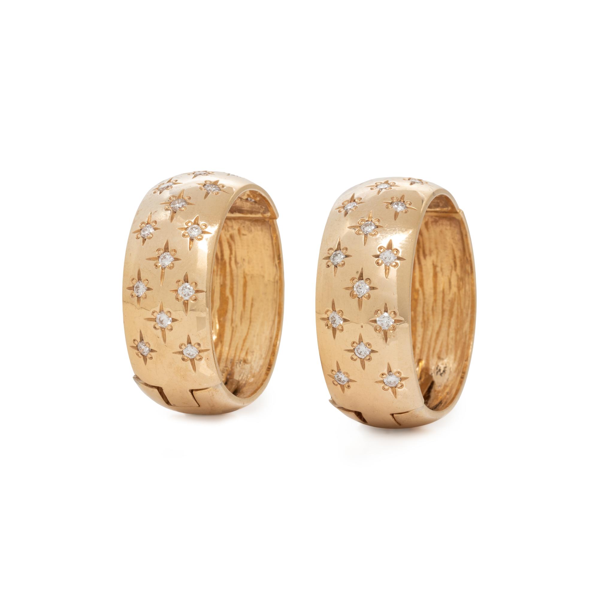 YELLOW GOLD AND DIAMOND HOOP EARCLIPS
