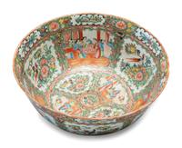 A Rose Medallion Center Bowl and Stand