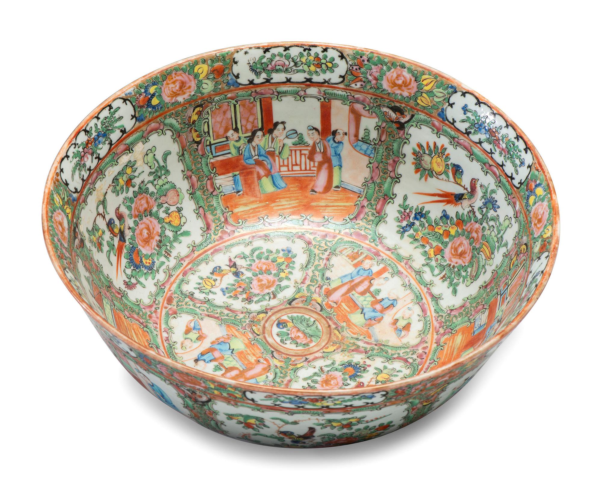 A Rose Medallion Center Bowl and Stand