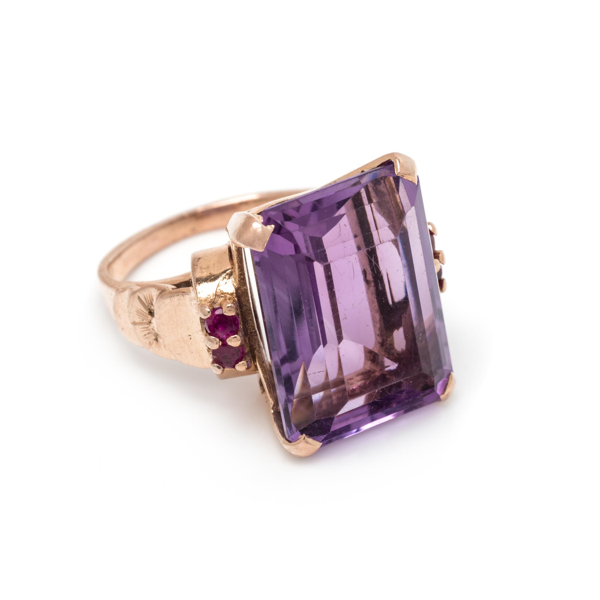 AMETHYST AND GEMSTONE RING