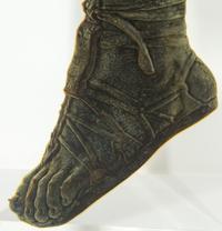 Kirkook 36° API in the form of Alexander the Great's Foot