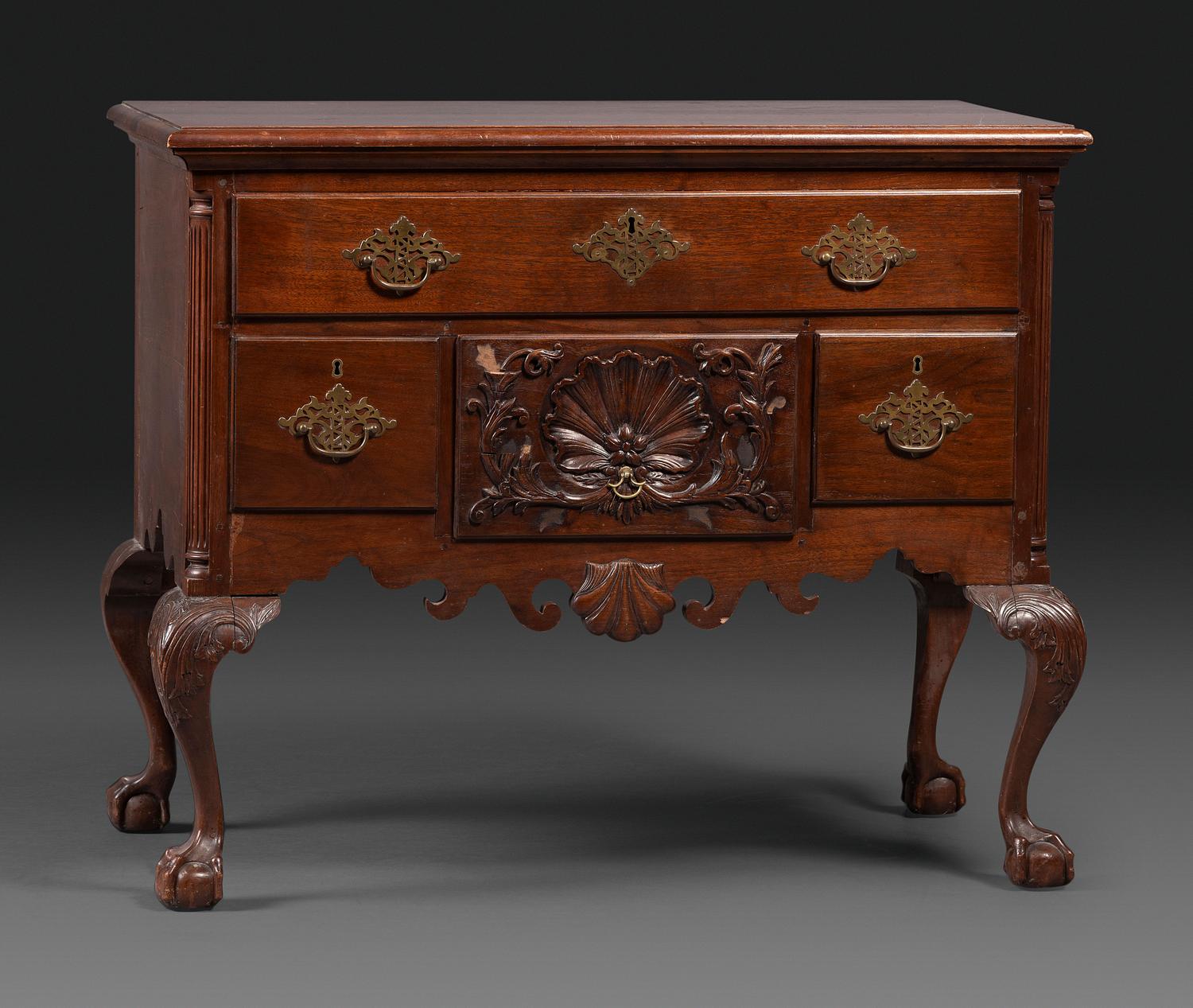 A Chippendale Style Shell Carved Mahogany Claw-and-Ball Foot Dressing Table