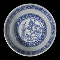 A Chinese Blue and White Porcelain 'Imperial Poem' Tea Bowl and Cover, Qianlong Mark 清乾隆丙寅（1746）款 青花御題三清茶詩蓋碗