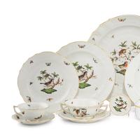 A Herend Rothschild Bird Porcelain Dinner Service