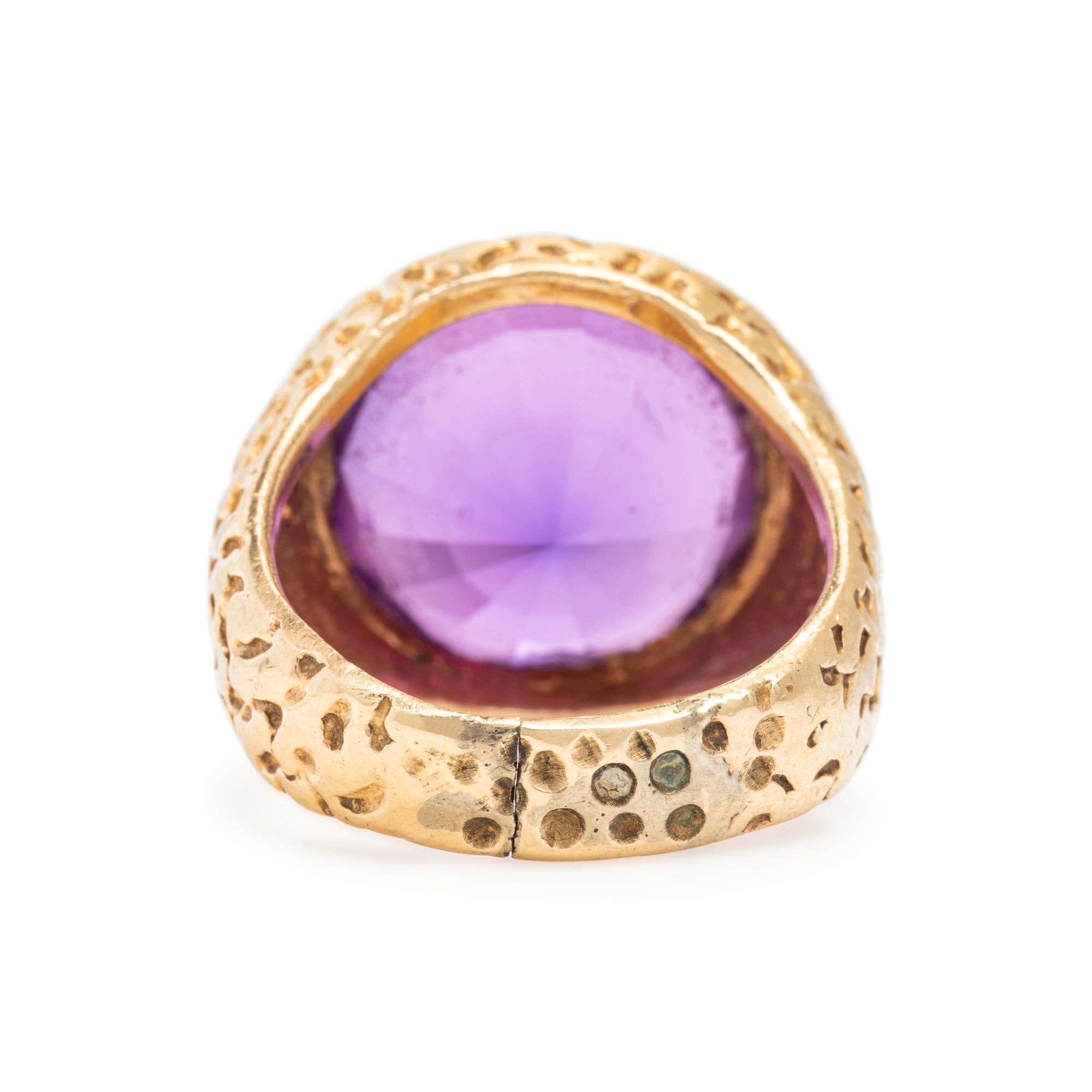 Yellow Gold and Synthetic Color Change Sapphire Ring