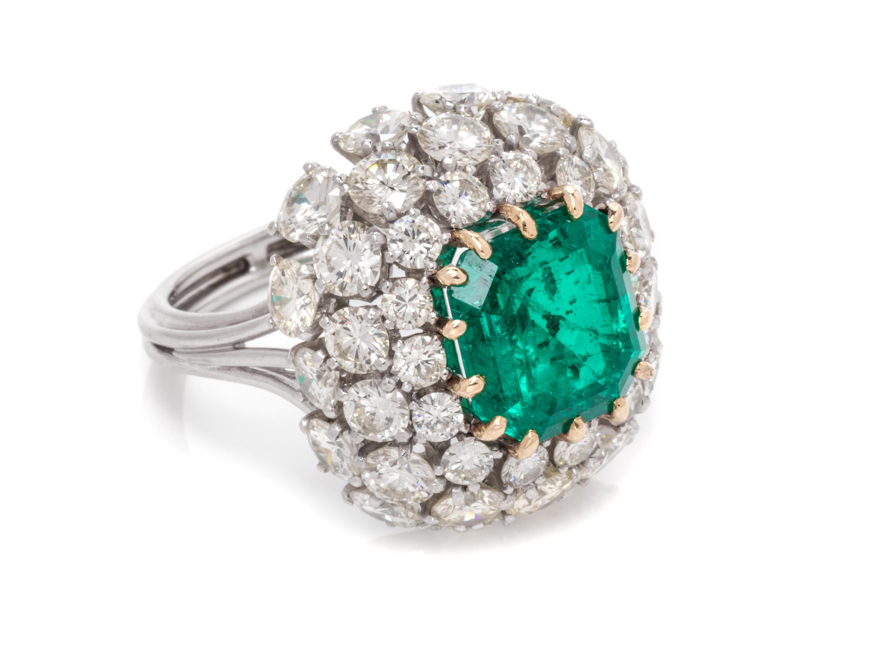 EMERALD AND DIAMOND RING