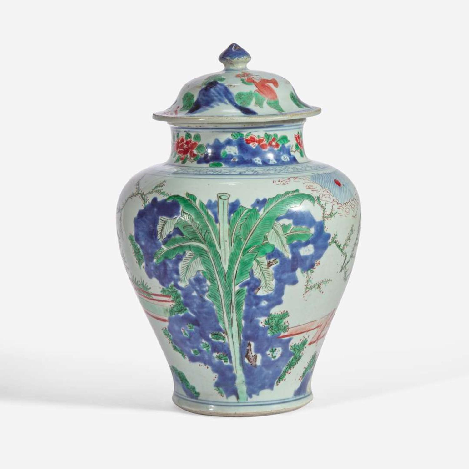 A Chinese wucai-decorated porcelain jar and cover 五彩盖罐 17th century ????