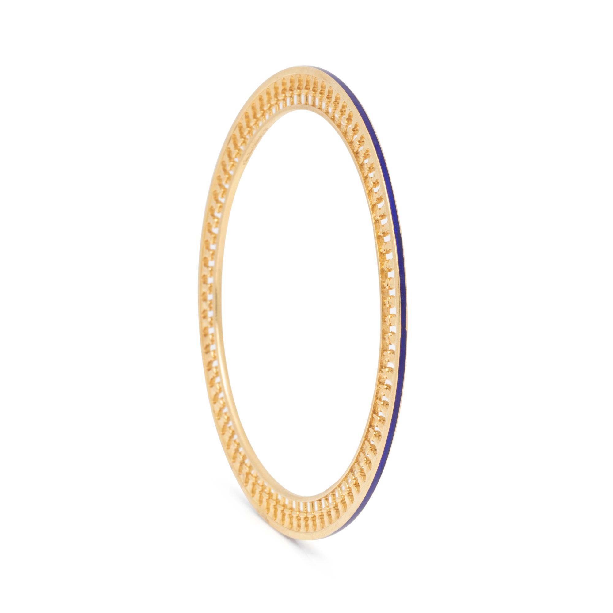 TIFFANY & CO., PALOMA PICASSO, YELLOW GOLD AND ENAMEL BANGLE BRACELET