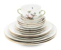 A Herend Porcelain Rothschild Bird Dinner Service