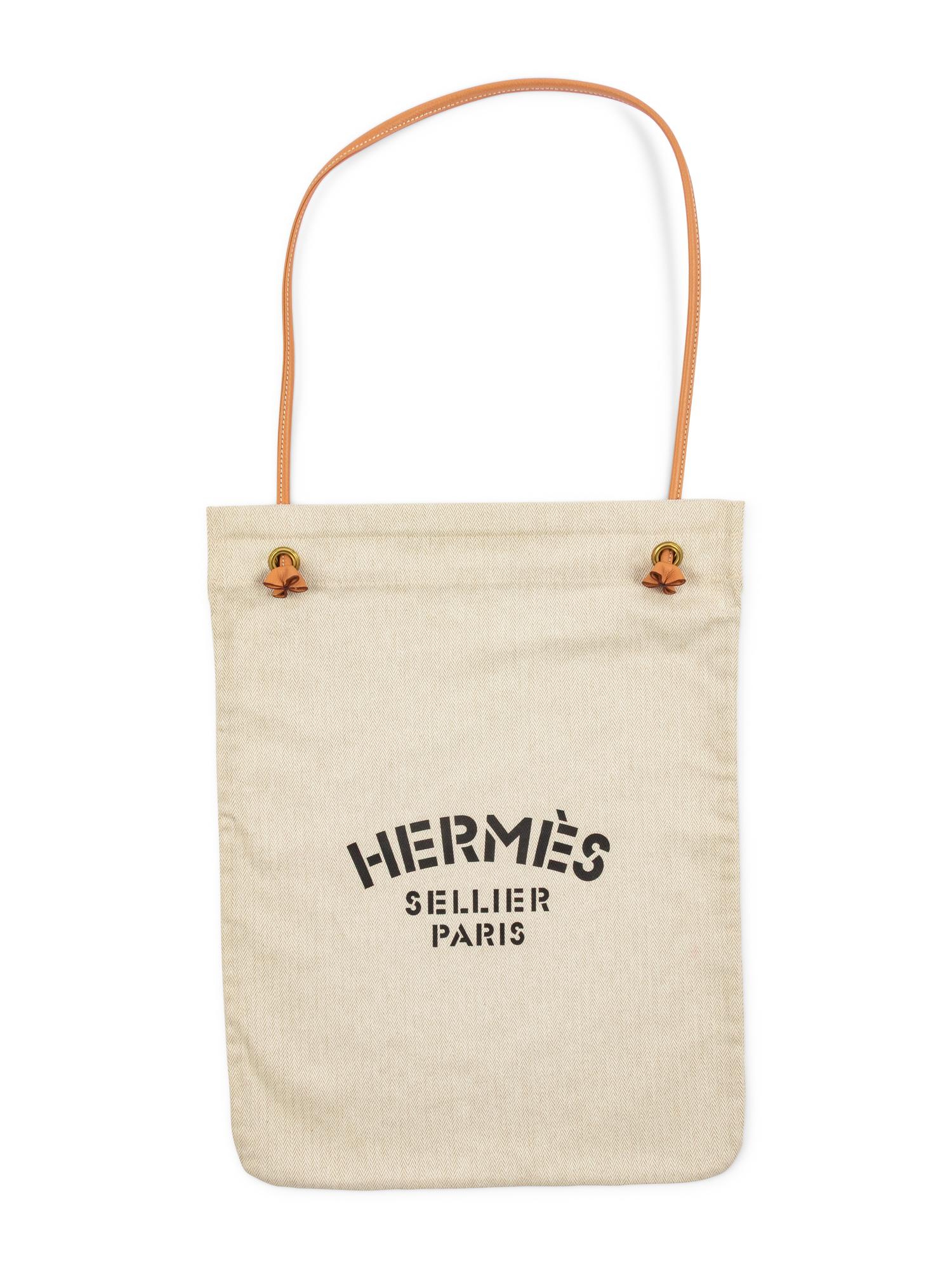 HERMÈS, ALINE GROOMING BAG