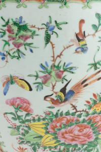 A Chinese Export Rose Medallion Porcelain Jardinière, 20th Century 近代 廣彩大缸