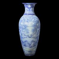 A Massive Japanese Blue and White Porcelain Vase, Meiji Period 日本明治時代 青花雪景竹林圖大瓶