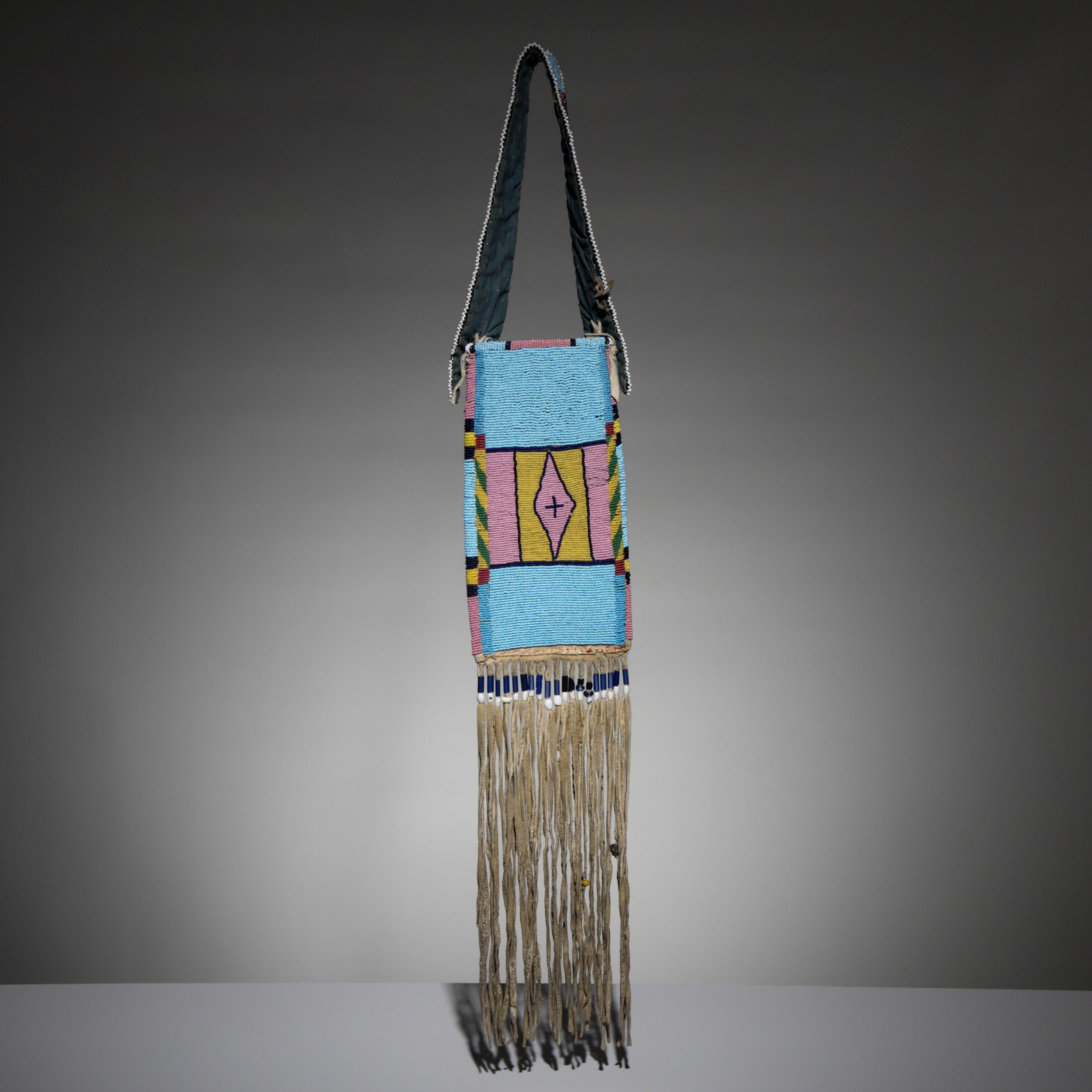 Apsáalooke [Crow] Beaded Hide Mirror Bag