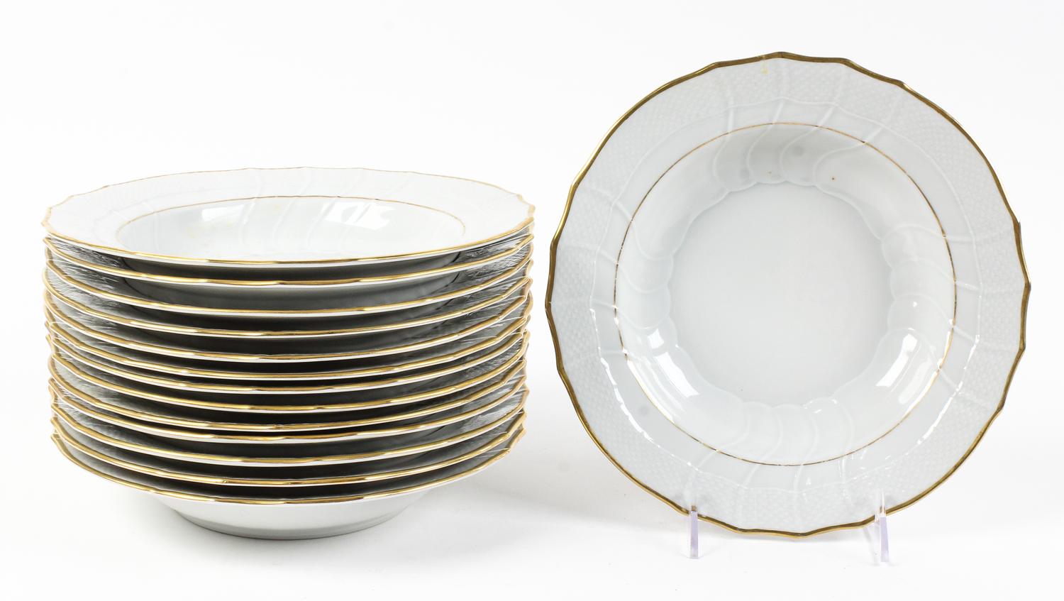 A Set of Fourteen Herend Porcelain Bowls Diameter 13 inches. — 20TH CENTURY