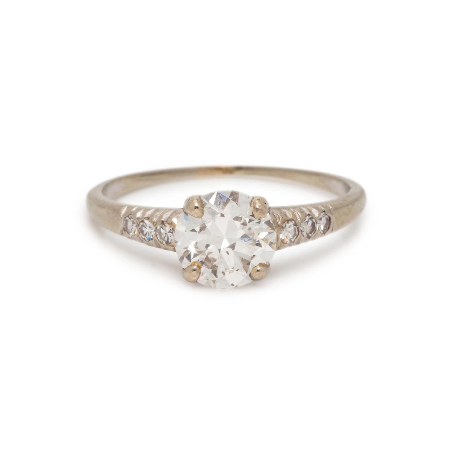 DIAMOND RING