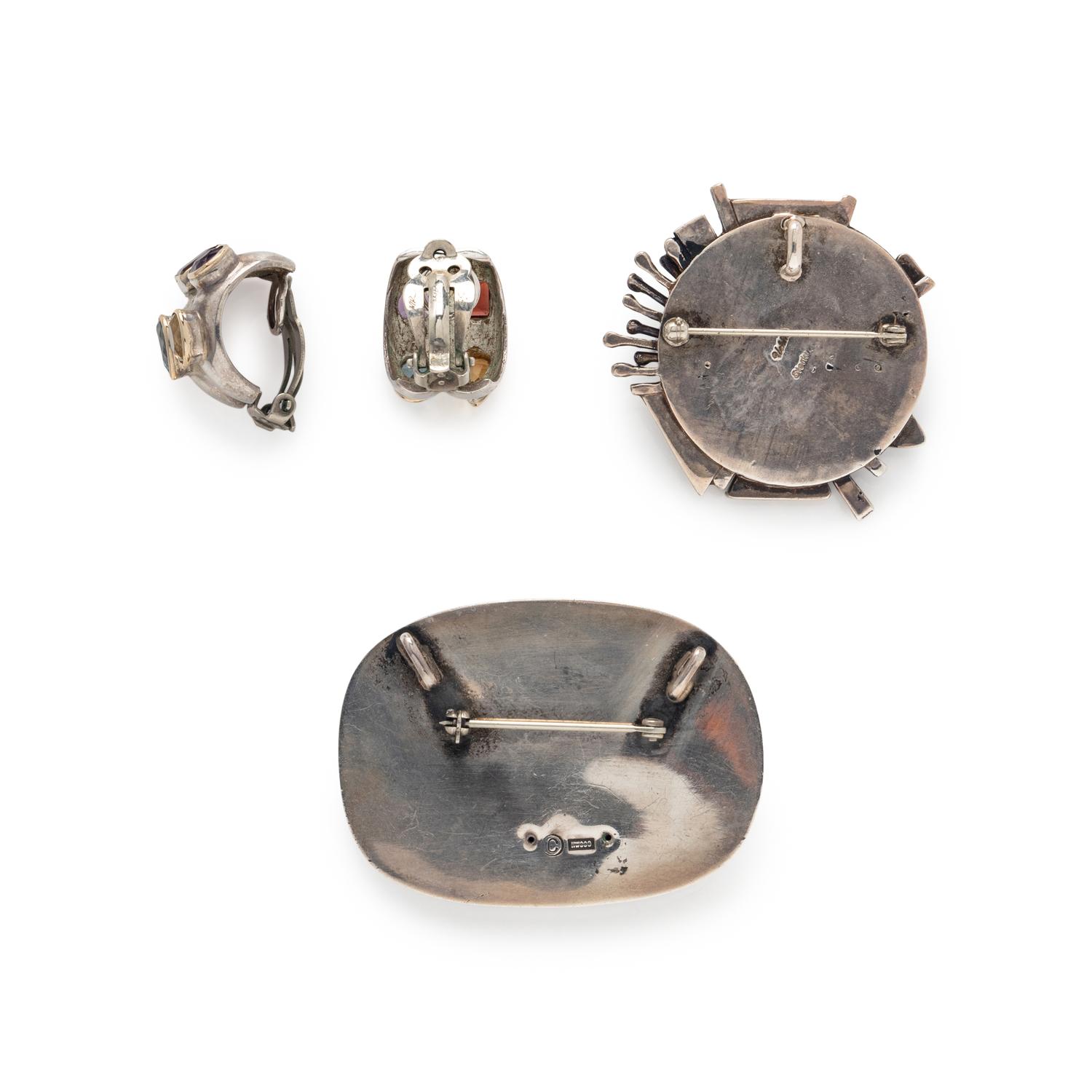 COLLECTION OF SILVER JEWELRY