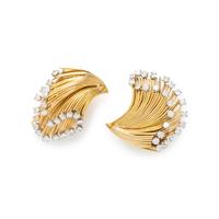 YELLOW GOLD AND DIAMOND CONVERTIBLE DRESS CLIPS