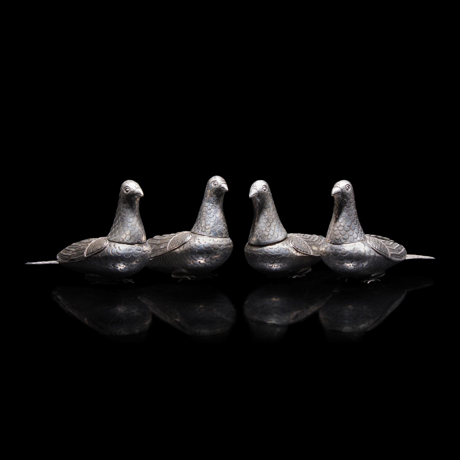 A Group of Four Southeast Asian Silver Bird Boxes, 20th Century 近代 鴿子式銀蓋盒一組四件