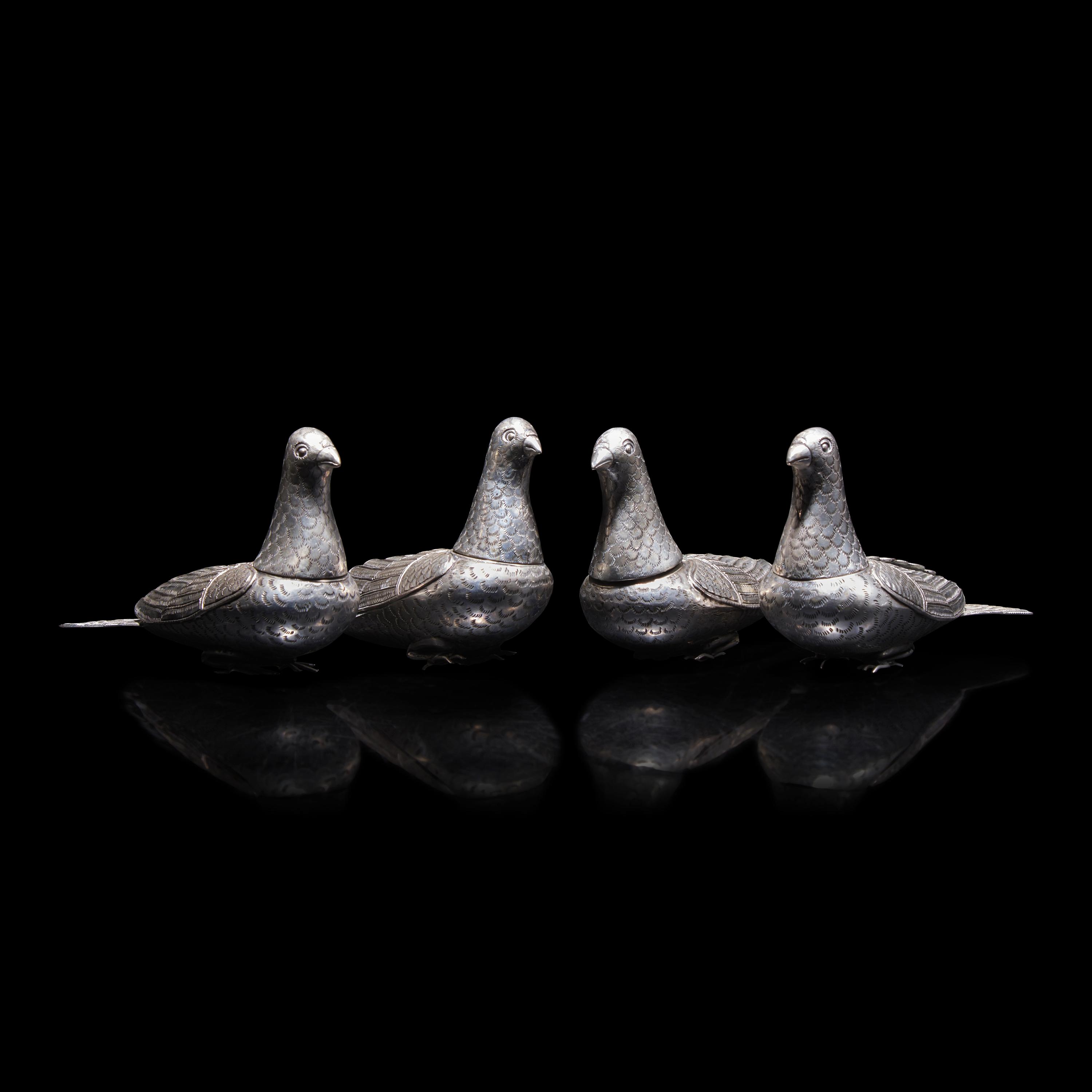 A Group of Four Southeast Asian Silver Bird Boxes, 20th Century 近代 鴿子式銀蓋盒一組四件