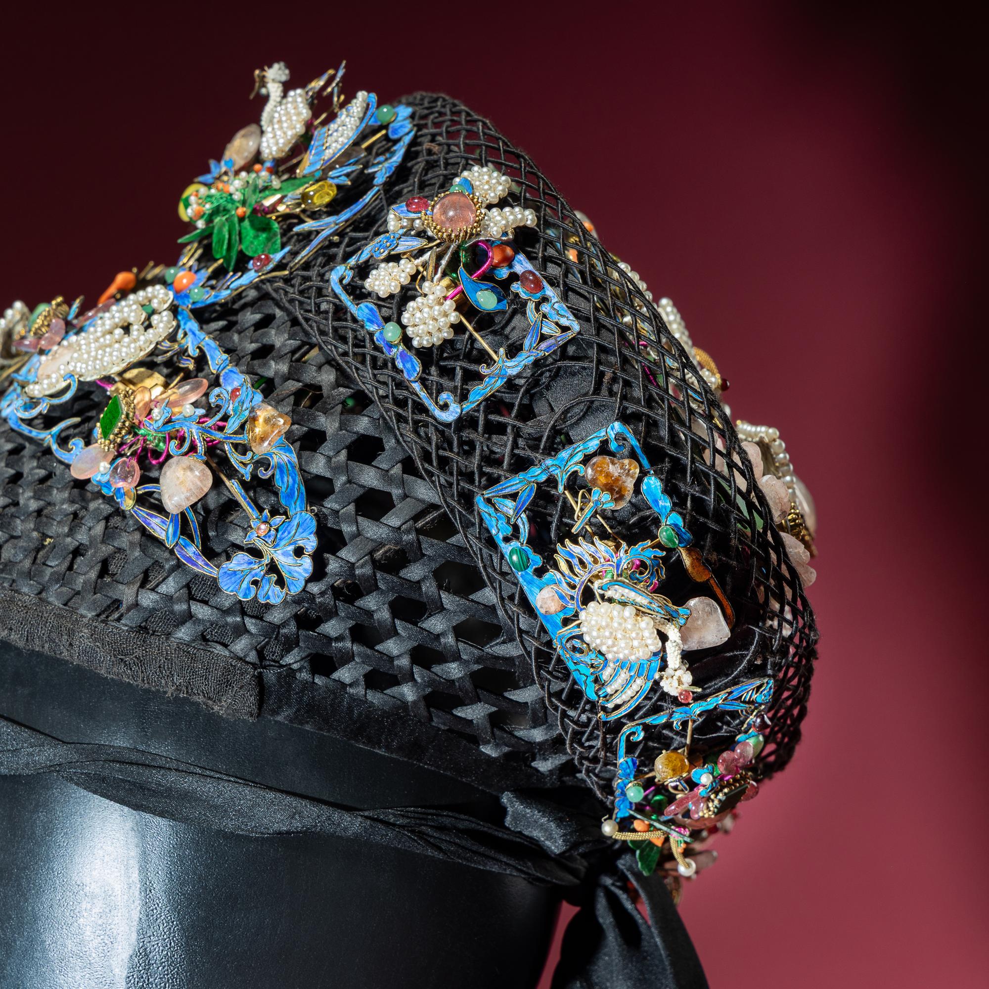 A Chinese Pearl, Jadeite, and Hardstone Ornamented Court Headdress, Dianzi, with Headband, Box, and Four Hairpins, 19th Century 清晚期 珠翠鈿子及遮眉勒一套