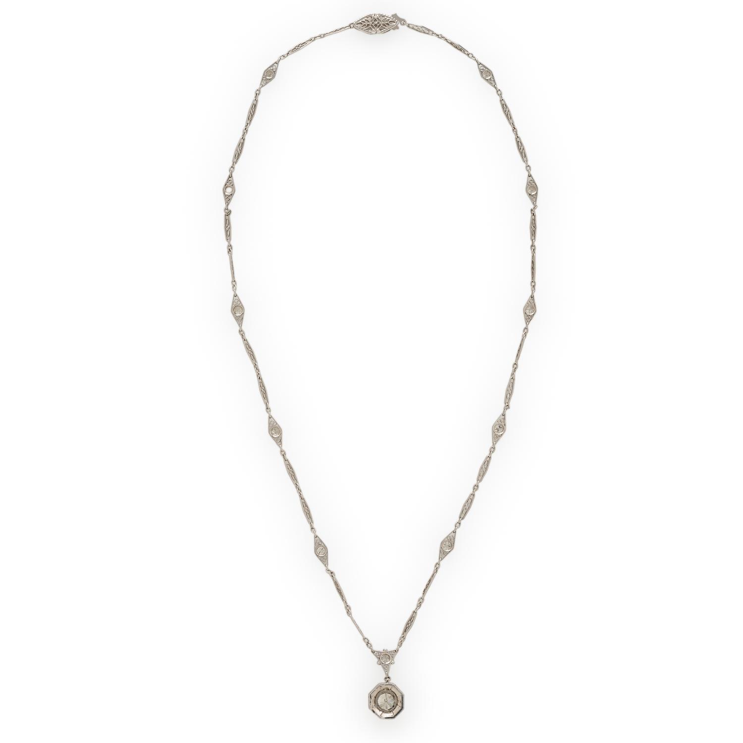 DIAMOND AND PLATINUM NECKLACE