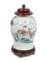 A Chinese Famille Rose Porcelain Jar
