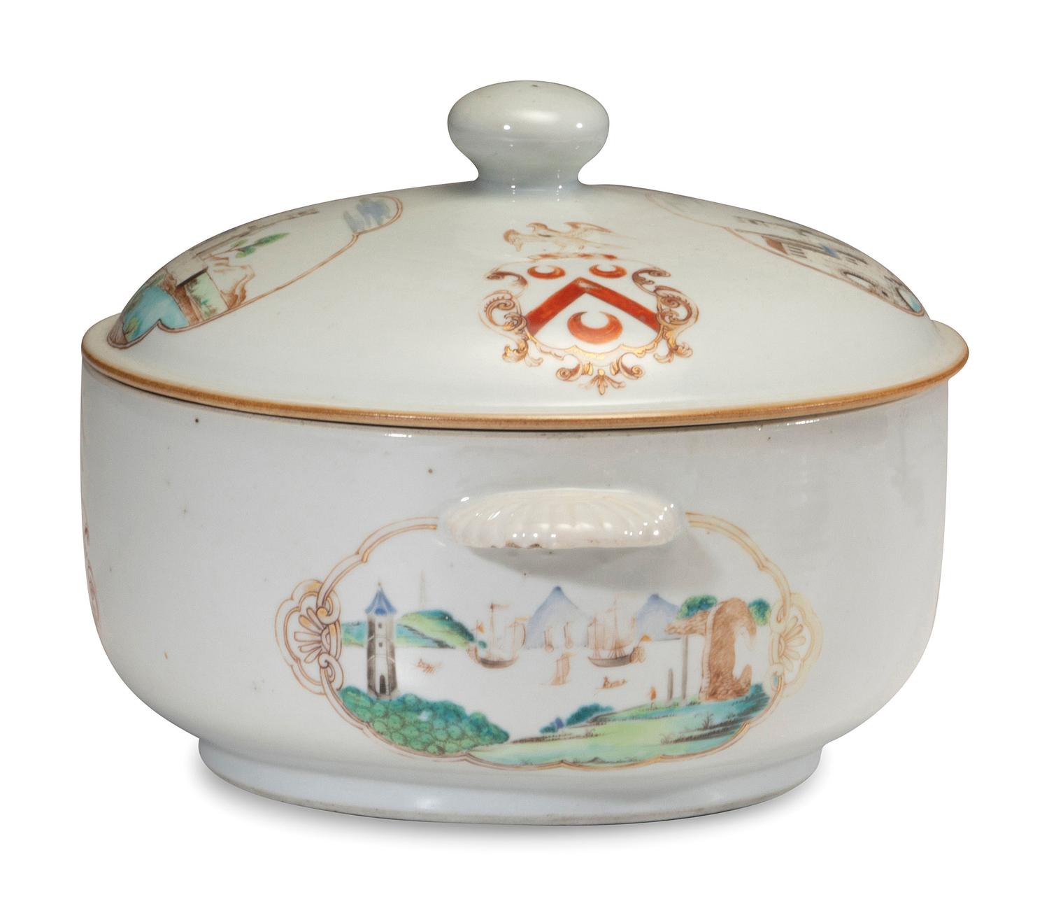 Twelve Chinese Export Pole Family Armorial Porcelain Articles