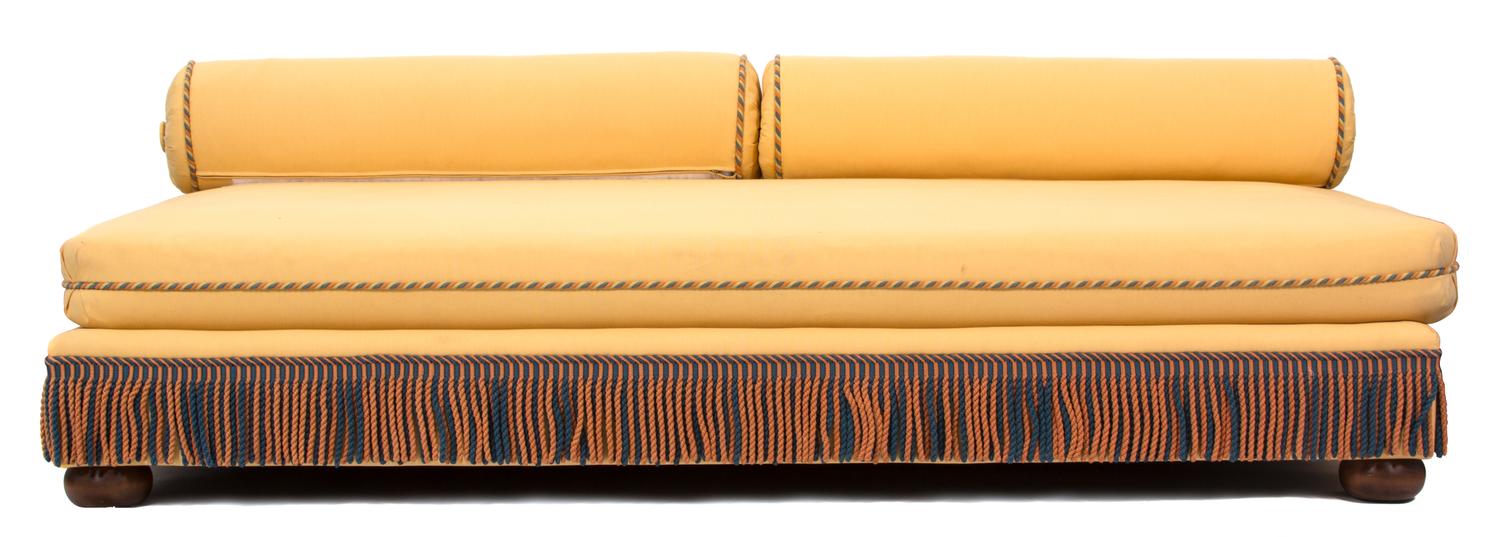 An Upholstered Day Bed Height 18 1/2 x width 90 x depth 37 inches. — 20TH CENTURY