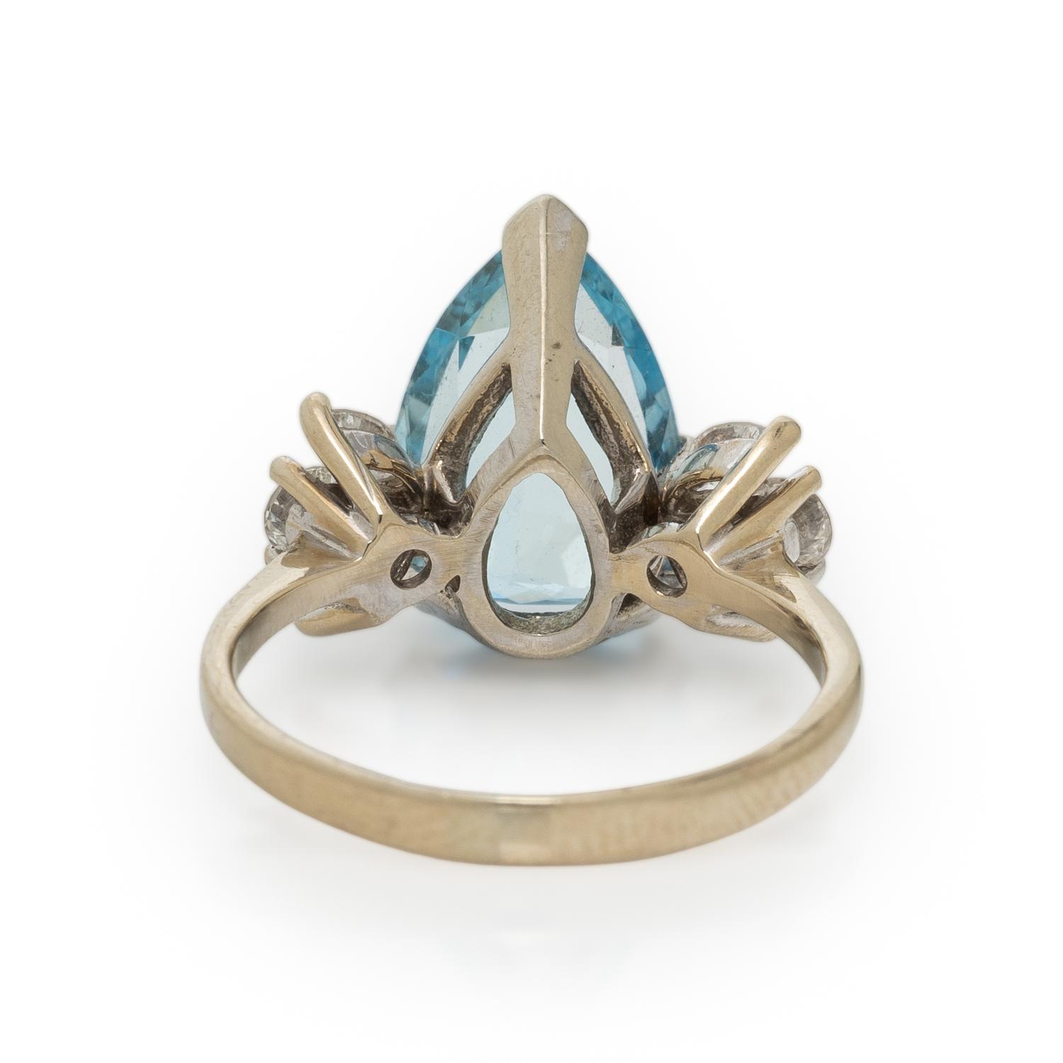 AQUAMARINE, DIAMOND, AND WHITE GOLD RING