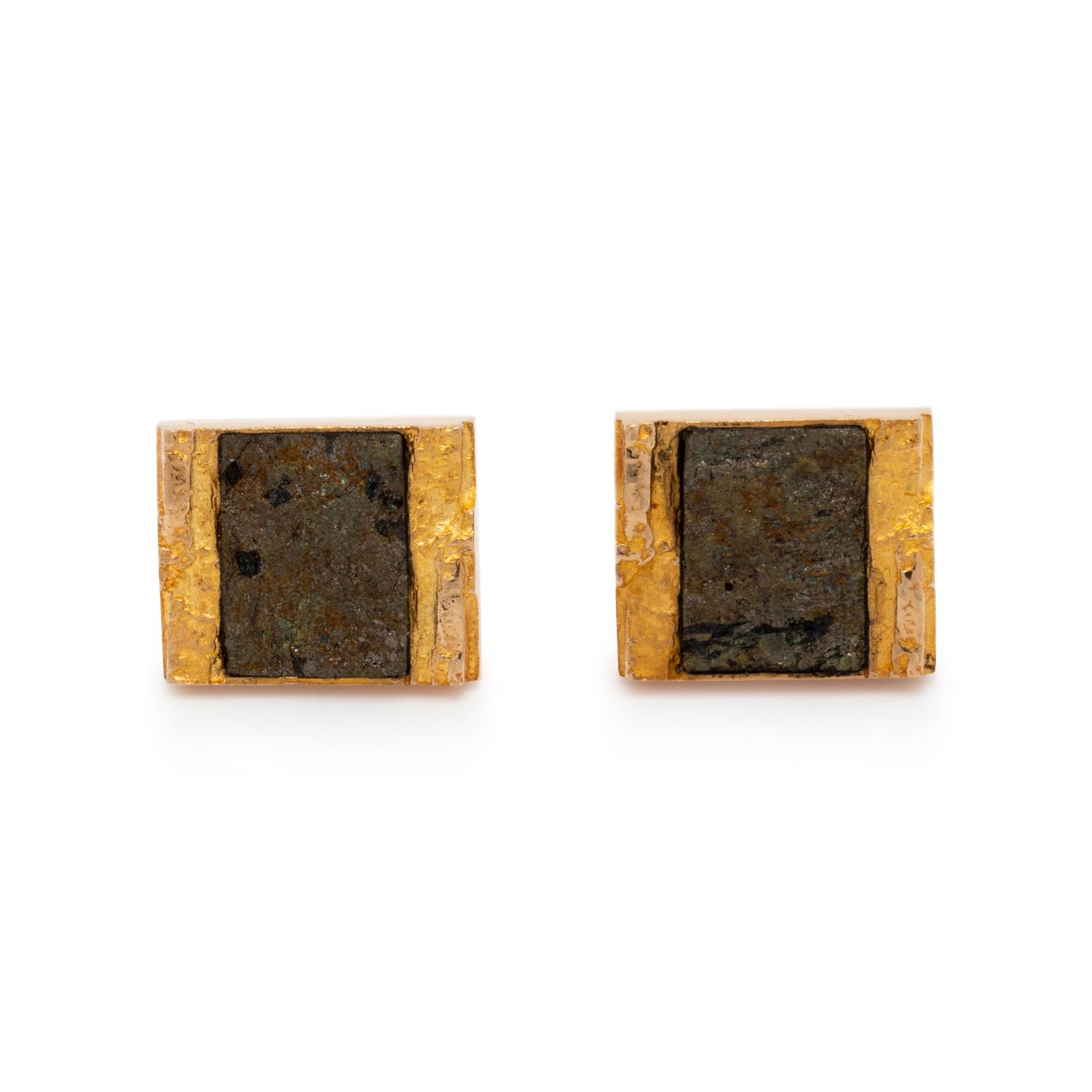 LAPPONIA, YELLOW GOLD AND PYRITE CUFFLINKS