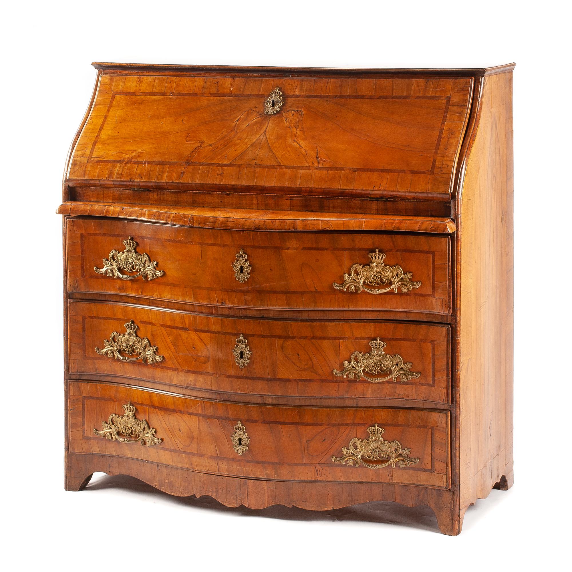 A German Walnut Slant-Front Secretary Height 44 x width 43 x depth 22 inches. — 18TH CENTURY