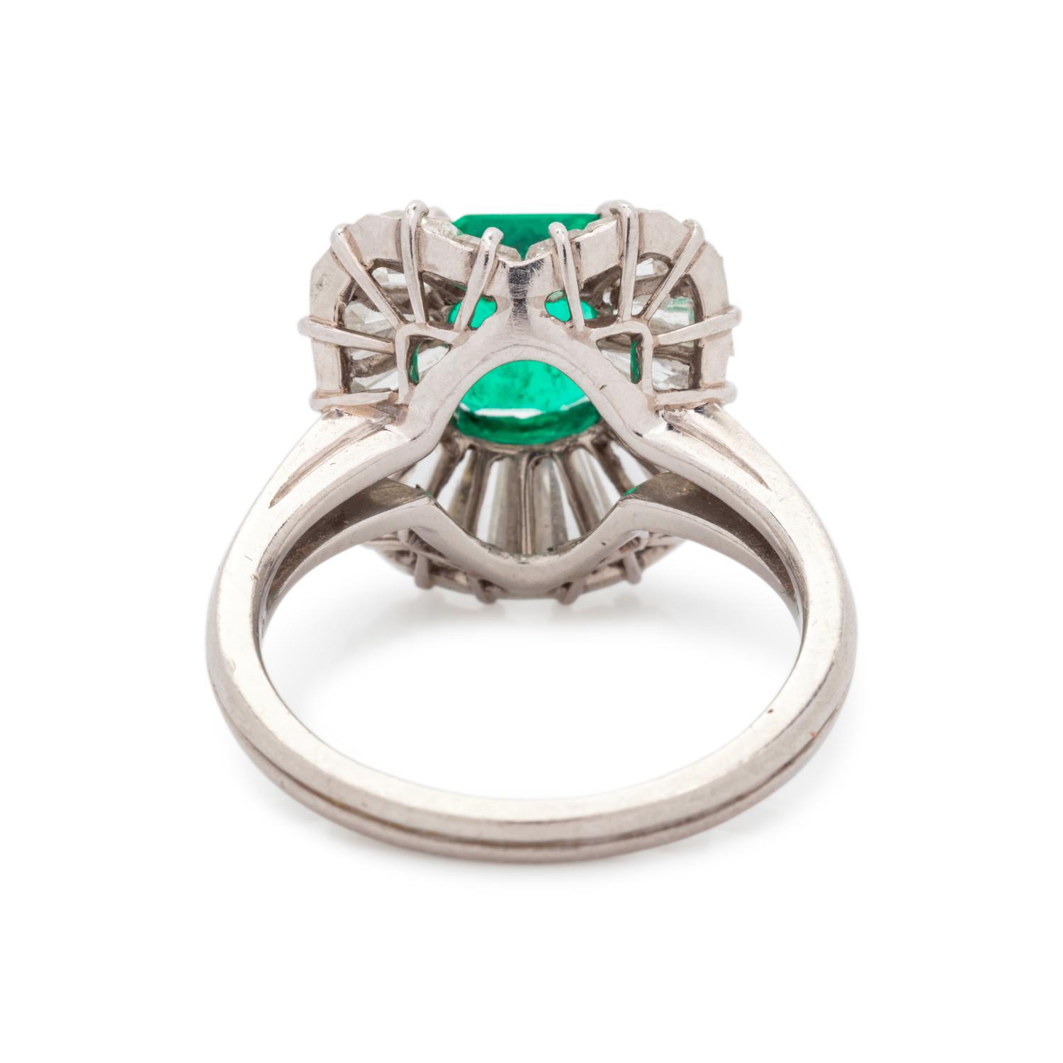 EMERALD AND DIAMOND RING
