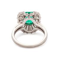 EMERALD AND DIAMOND RING