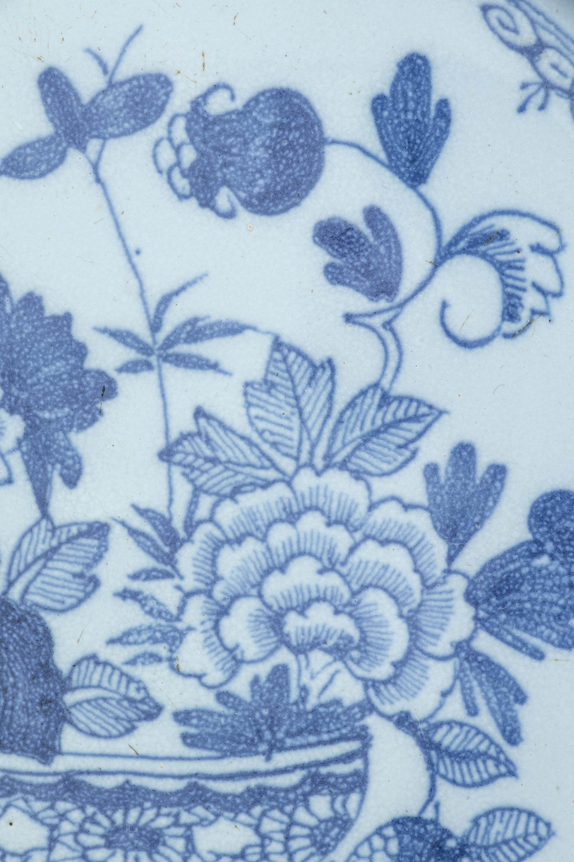 A Pair of Chinese Export Blue and White Porcelain Plates