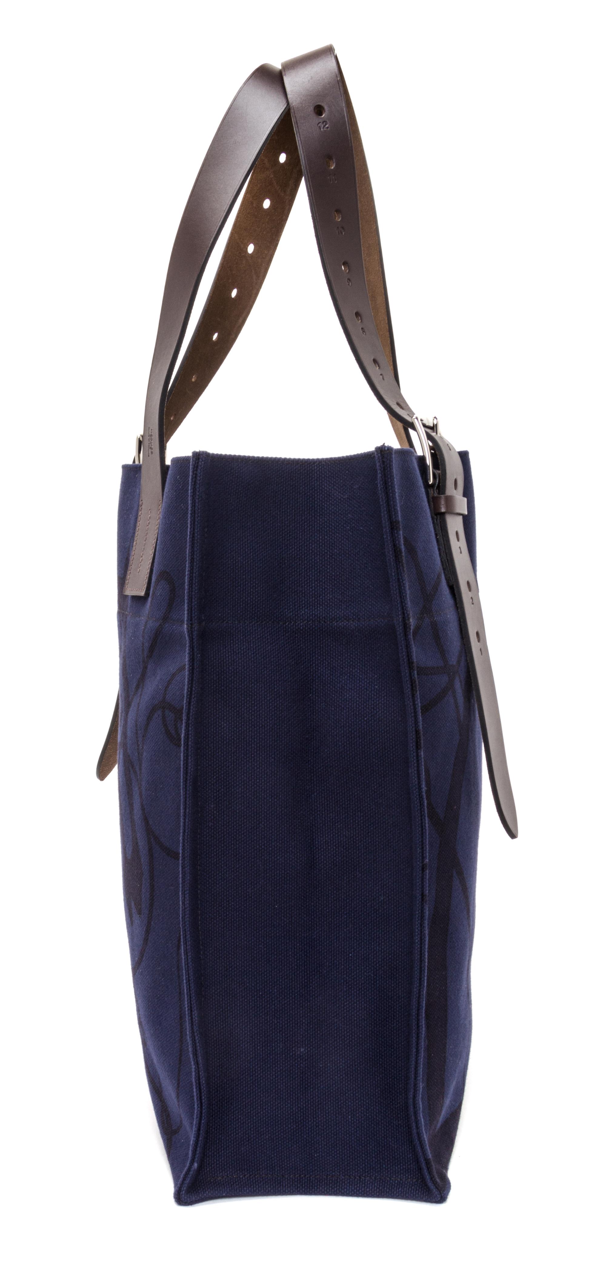 An Hermes Navy Etriviere Shopping Tote, 16" x 17" x 6".